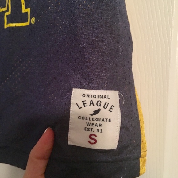 Reversible Georgia Tech Jersey - Picture 2 of 4